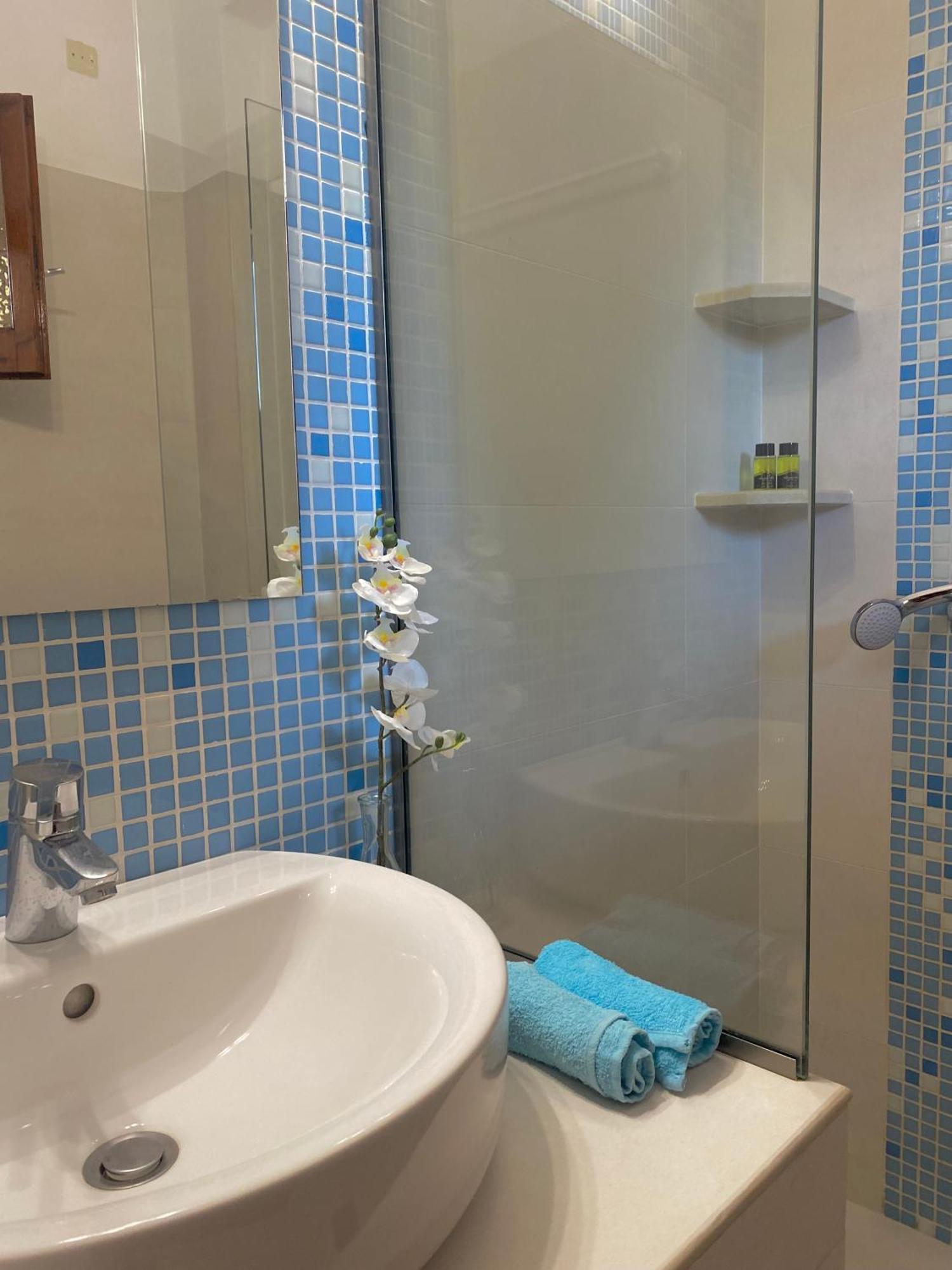 Marili Apartments Roda  Zewnętrze zdjęcie