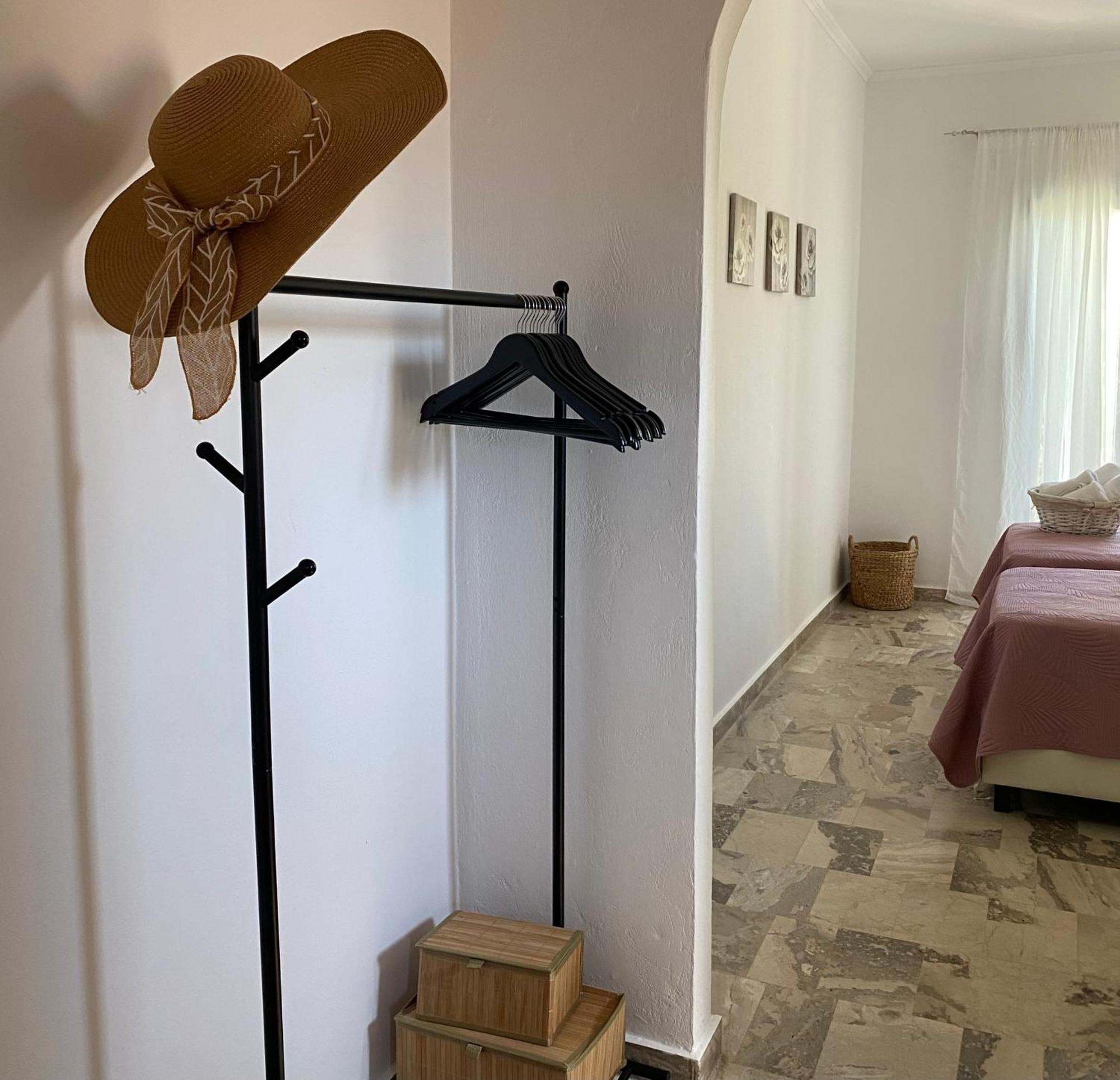 Marili Apartments Roda  Zewnętrze zdjęcie